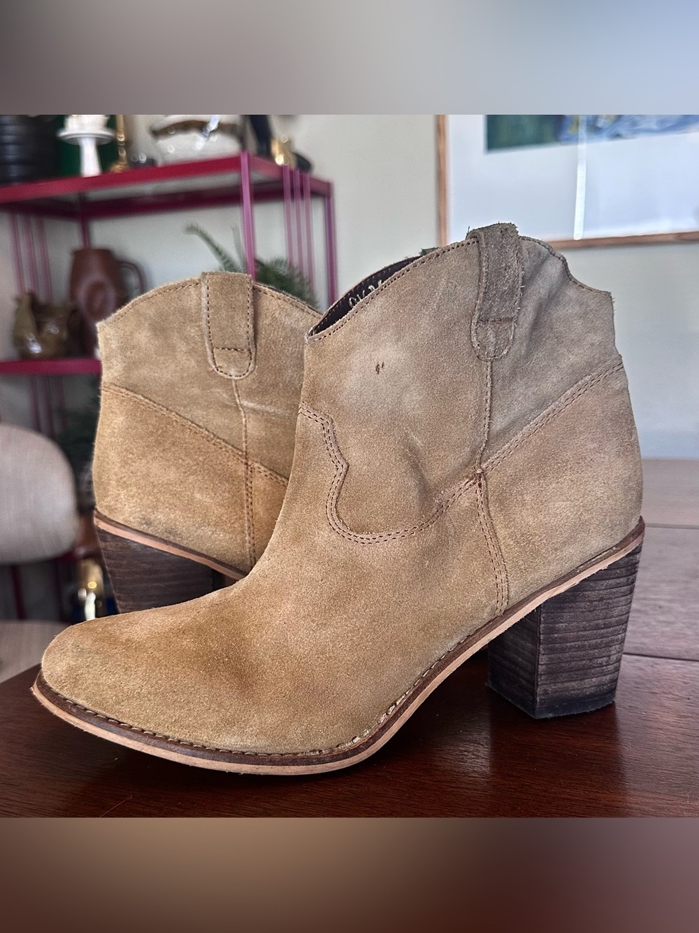 Matisse Tan Suede Ankle Boots Western Style Stacked Wooden Heel | Size 9.5